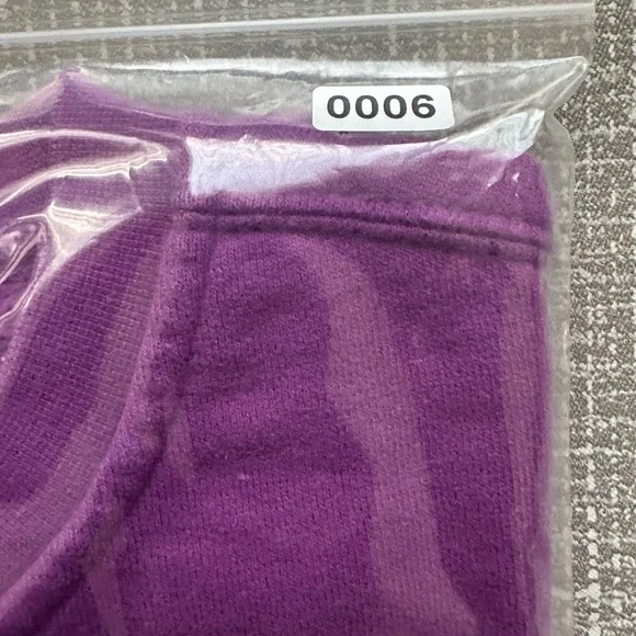 Burton Women’s Crewneck Sweatshirt Purple size Large - Picture 10 of 11